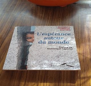 L'espérance autour du monde 