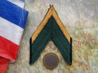 grade militaire caporal chef régiment du train insigne collection