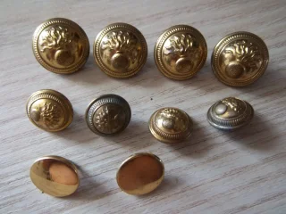 Lot de boutons anciens infanterie collection militaire